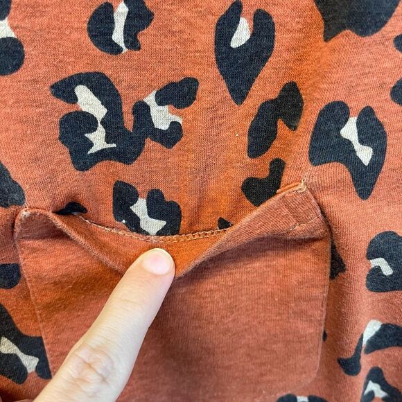 MARLEYLILLY Top Women's S/M Orange Black Leopard Print Crew Neck Long Sleeve - Picture 6 of 13